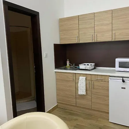 Fuerjes Apartment *
