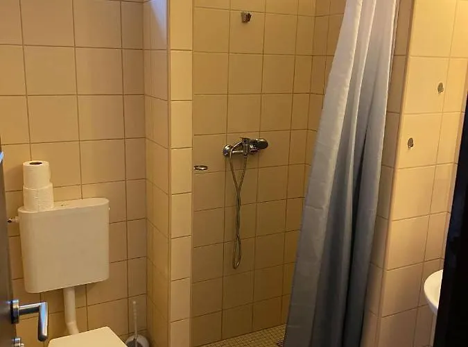 Fuerjes アパート